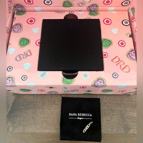 Dana Rebecca Designs 14kt yellow gold and diamond curb chain charm - Picture 2 of 2